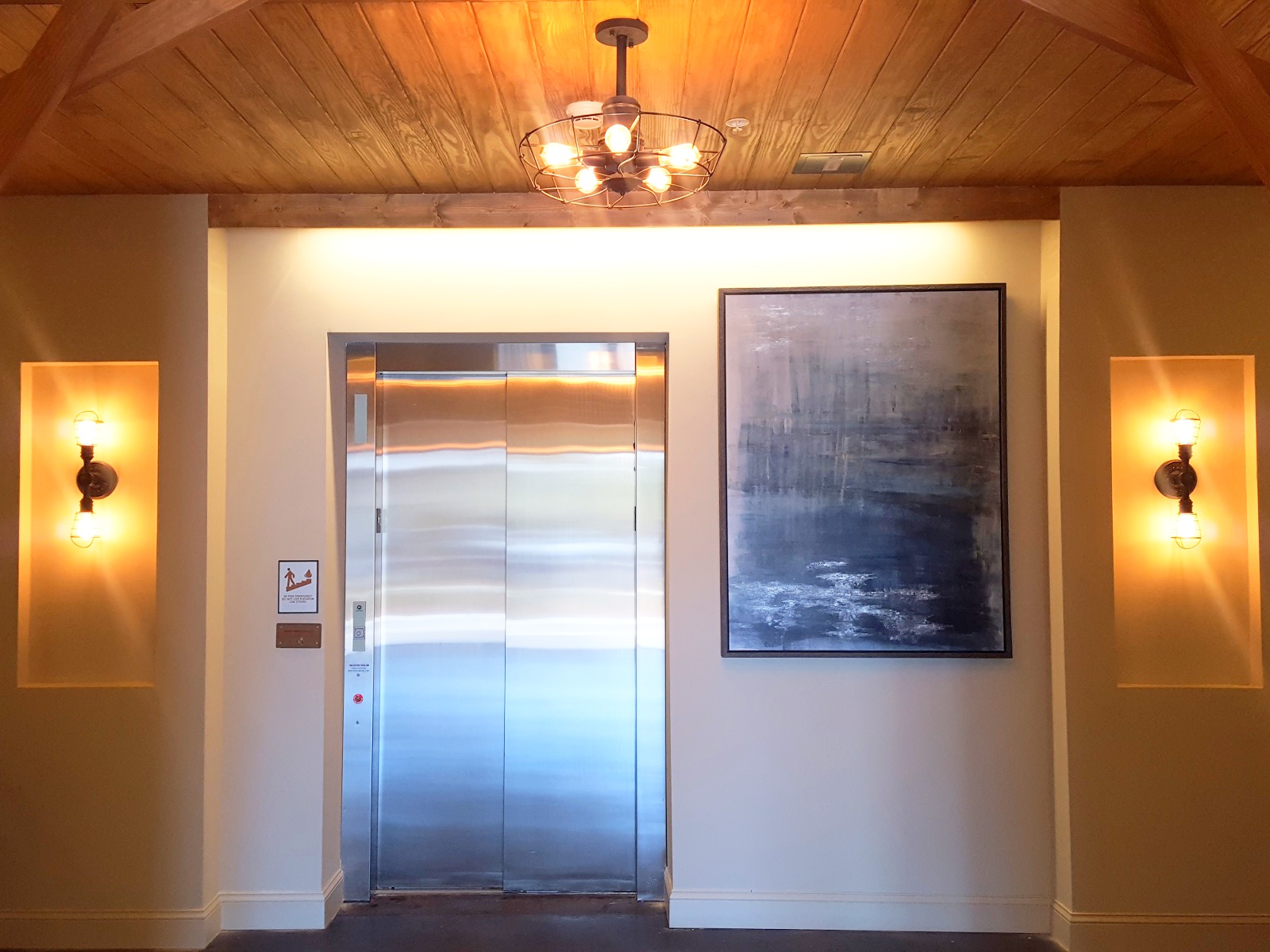 Elevator.jpg