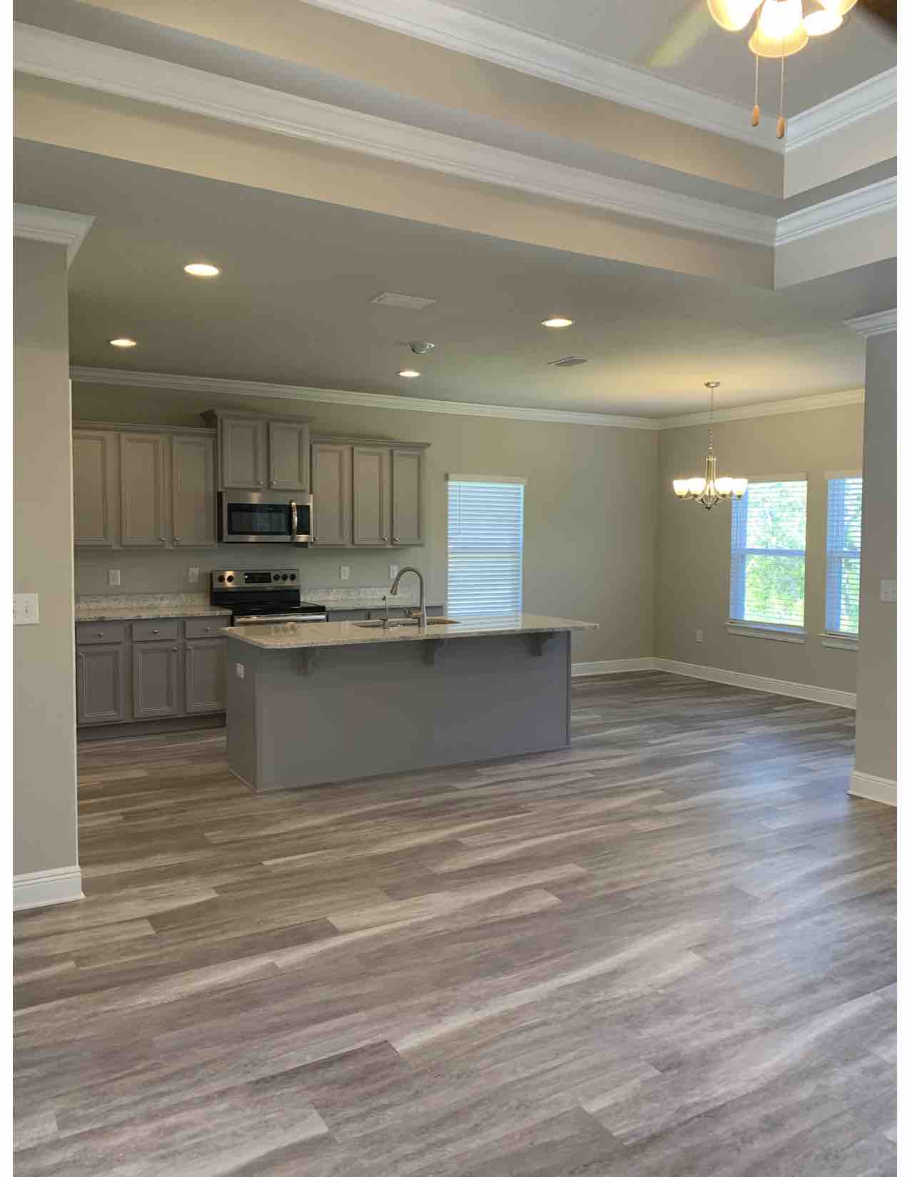 kitchen 2.jpg