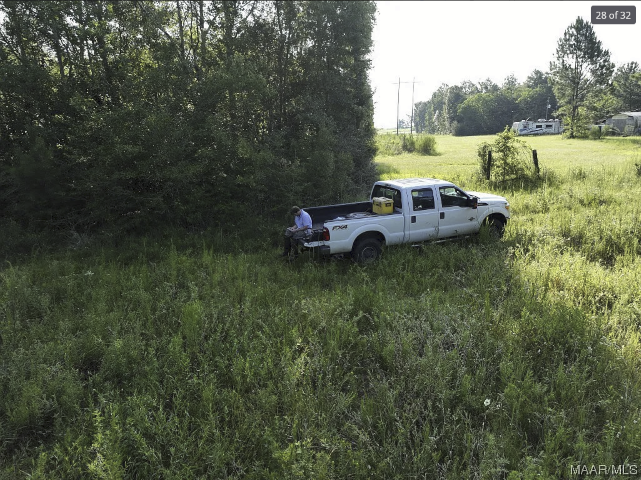 Screenshot 2023-08-06 at 10-00-16 39 McPhail Farm Rd Florala AL 36442 MLS #543780 Zillow.png